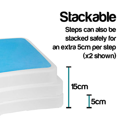 A white bath step with a bright blue top surface shown on a white background, with text stating 'Stackable' and dimension callouts indicating 15 cm height and 5 cm stackable step height.