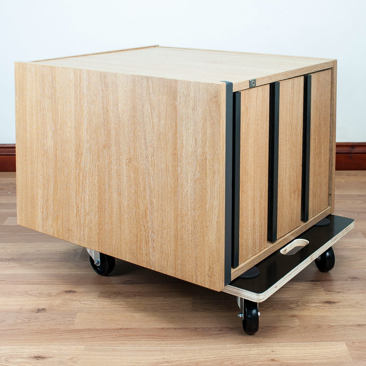 Wooden heavy furniture mover with 4 swivel wheels, anti-slip surface, and carry handle for easy transport and stability